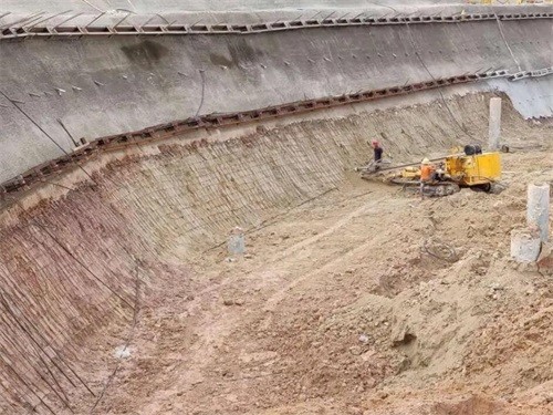 同江基坑边坡加固
